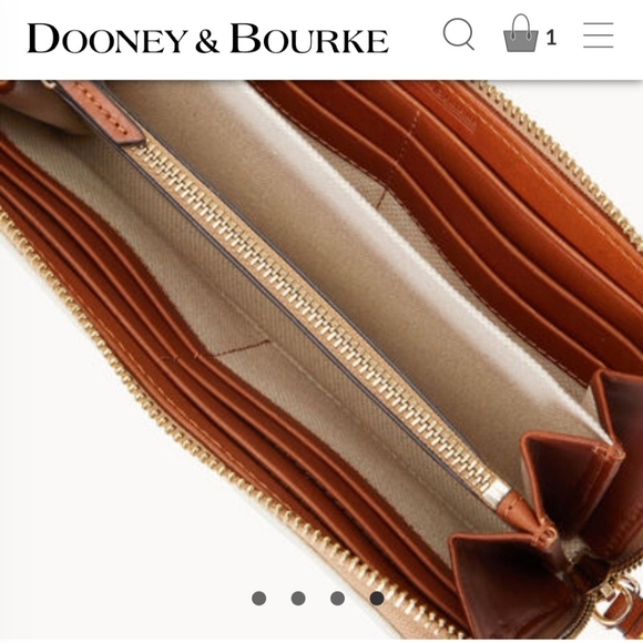 (NWT) Dooney and Bourke large tote with 24k gold DB and wallet in tan and ivory. - Picture 11 of 11